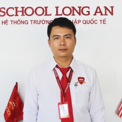 Thầy Phan ĐH Khuất Nguyên