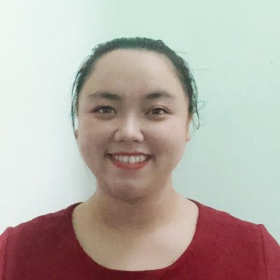 Cô Nguyễn Thị Hằng